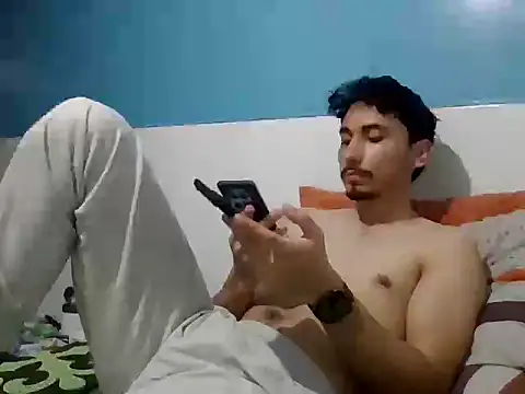 McJoy Leim online show from March 6, 1:24 am