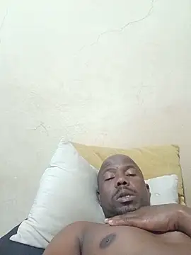Zolani003 online show from June 18, 8:25 pm