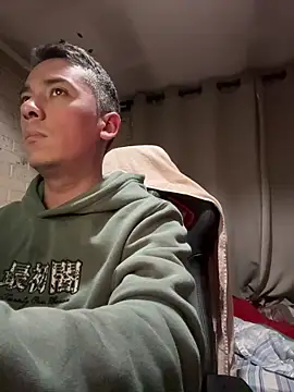 Cr1sXPorn online show from April 15, 12:21 am