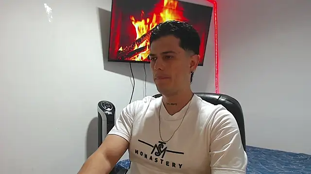 JUAN CAMILOXXX online show from April 5, 3:47 am