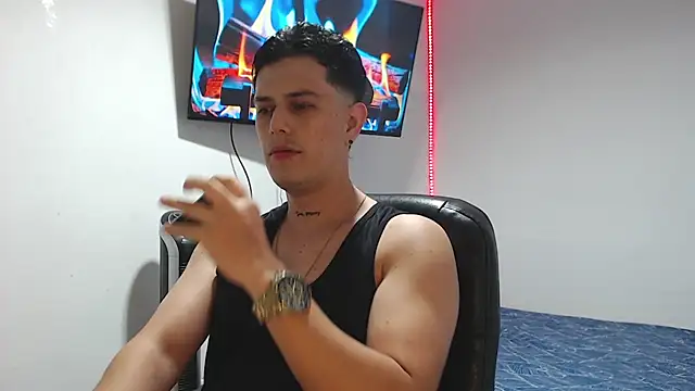 JUAN CAMILOXXX online show from May 13, 4:31 am
