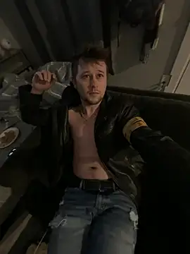 369loverboi online show from March 18, 3:42 am