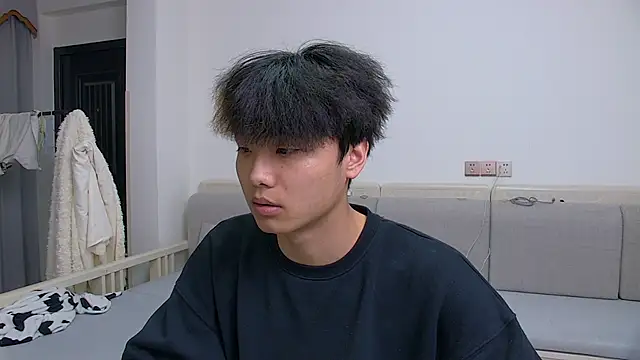 icecream-002 online show from March 23, 10:10 am