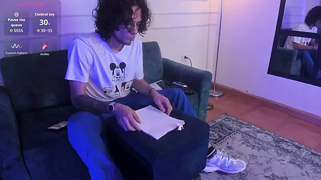 Skinny Mac online show from June 11, 1:42 pm