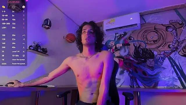 Skinny Mac online show from July 4, 8:12 pm