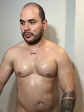 Axel Dominus online show from August 6, 9:26 am