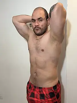 Axel Dominus online show from August 4, 9:15 am