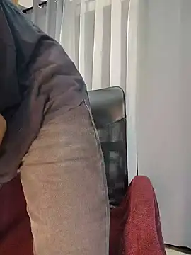Oliver bigblack cock online show from June 14, 7:05 pm