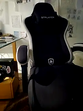 dufatcock online show from April 12, 1:23 pm