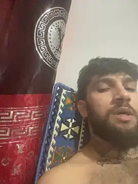 iceyy03 online show from March 15, 8:11 am