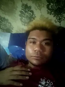 Arielreignova online show from April 3, 7:32 pm