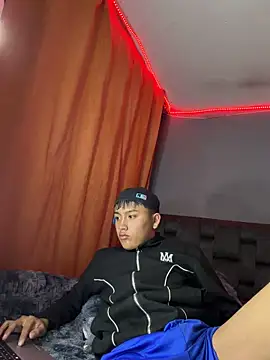 lyan C online show from March 21, 4:38 am