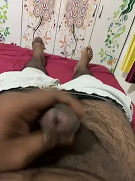 Anandhunan0703 online show from May 8, 6:19 pm