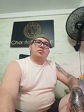 maximo daddy online show from June 5, 10:26 pm