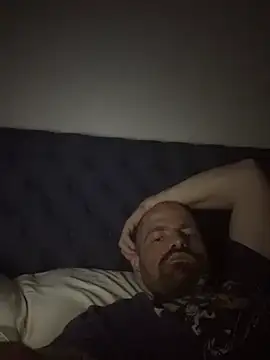 whitelioncody online show from April 24, 5:10 am