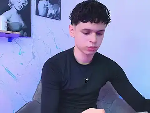 mykelcano online show from March 30, 3:57 pm