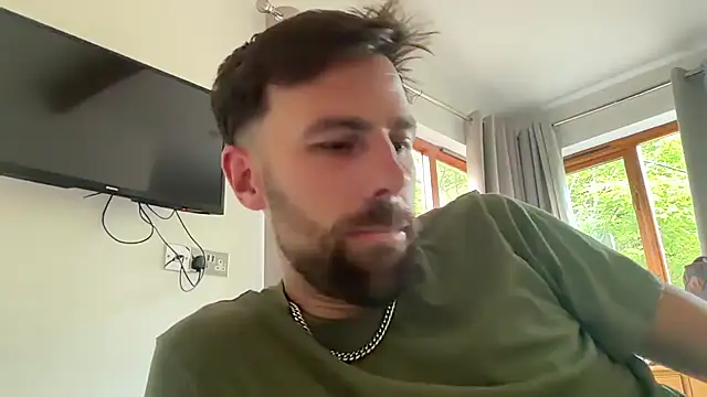 DaveRoyale online show from May 8, 5:24 pm