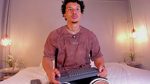 dominik drake online show from June 1, 12:38 pm