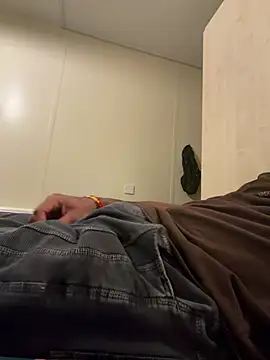 Vinit274 online show from April 2, 6:49 pm