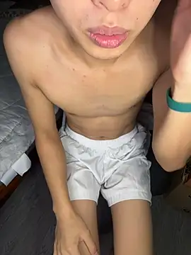 tuanhip online show from May 9, 4:13 am