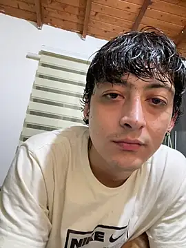 Tayler1822 online show from April 4, 1:02 am