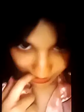 minkzz0 online show from April 10, 10:33 am