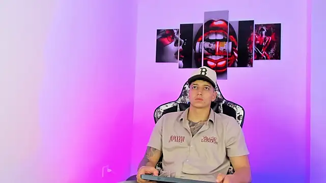 eithan boy  online show from June 22, 11:37 am