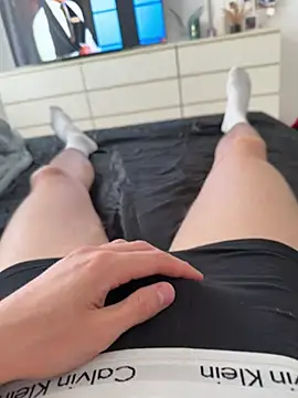 sasha737373 online show from July 25, 2:47 pm