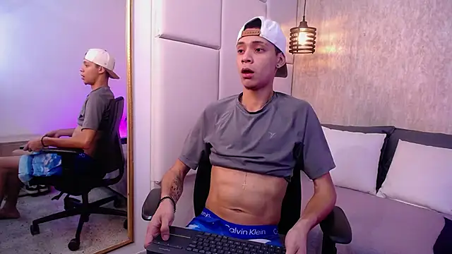 Axel marcus online show from April 13, 8:31 pm