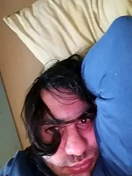 sangreal1996 online show from April 15, 10:43 pm