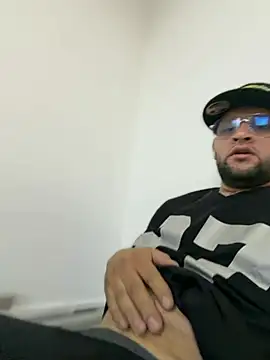 fabianvergon94 online show from July 24, 11:12 pm
