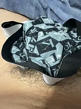 Evil21023 online show from April 18, 1:45 pm