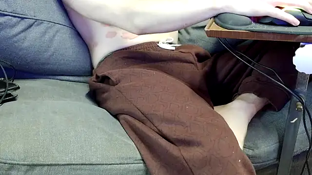 babarian122 online show from April 23, 1:13 pm