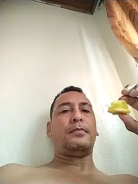 reychuporny online show from April 27, 1:08 pm