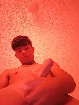 Dariosuarez1109 online show from June 19, 7:08 pm
