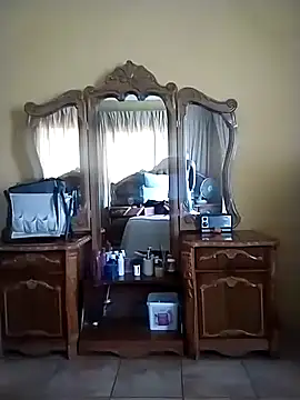 TSHEGOASSBABE online show from April 26, 12:46 pm