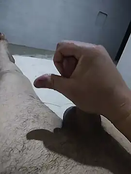TootedFreezing online show from May 23, 7:52 pm