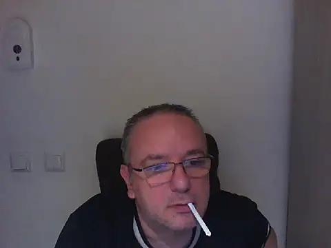 GeorgeCarlo online show from April 30, 6:26 pm