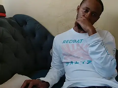 xxTroyX online show from May 27, 12:24 pm