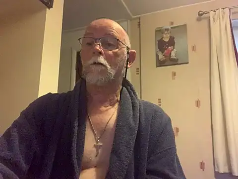 Moonraker64 online show from June 30, 4:57 am