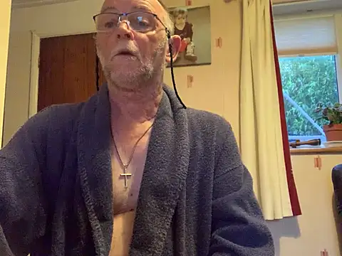 Moonraker64 online show from July 18, 4:41 am