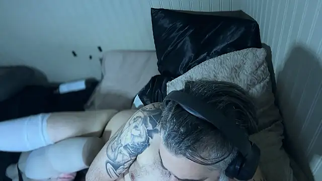 Helljeje online show from January 17, 6:00 pm