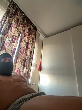 PolishBigBoy96 online show from May 8, 6:19 pm