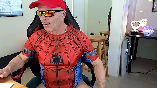 hotdadbod online show from January 23, 9:39 pm