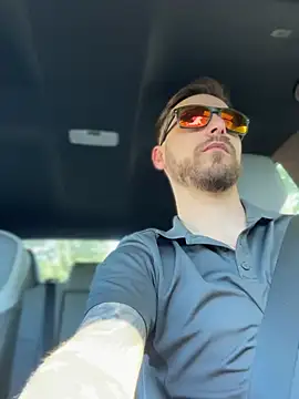 lockedstacking online show from June 3, 8:25 pm