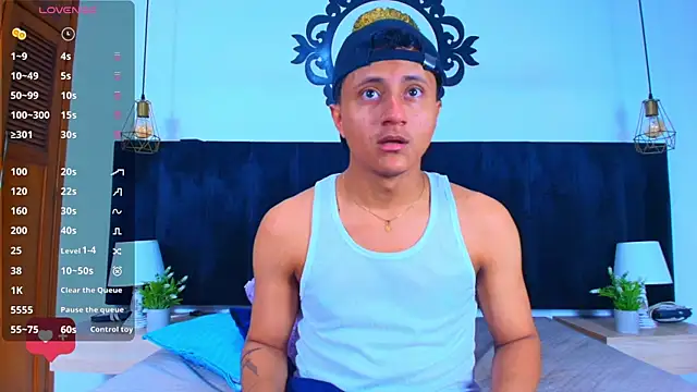 Thiago Nova online show from June 16, 3:42 am