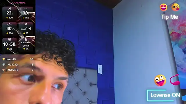 CHRIS GREY online show from July 11, 5:26 pm