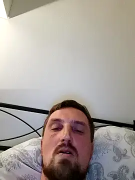 Pysiaczek1987 online show from May 24, 1:11 am