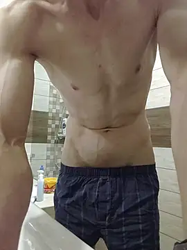 Nakedfanboy online show from July 8, 3:21 am
