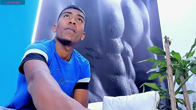 Axel hunter15 online show from June 18, 9:53 pm